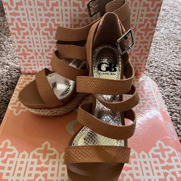 GB Platform Shoes Size 7.5 - Picture 5 of 7